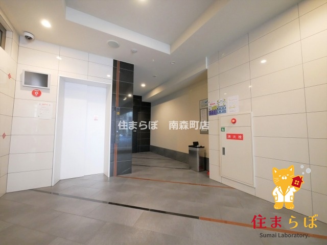 エントランス　共用部の印象も大切に