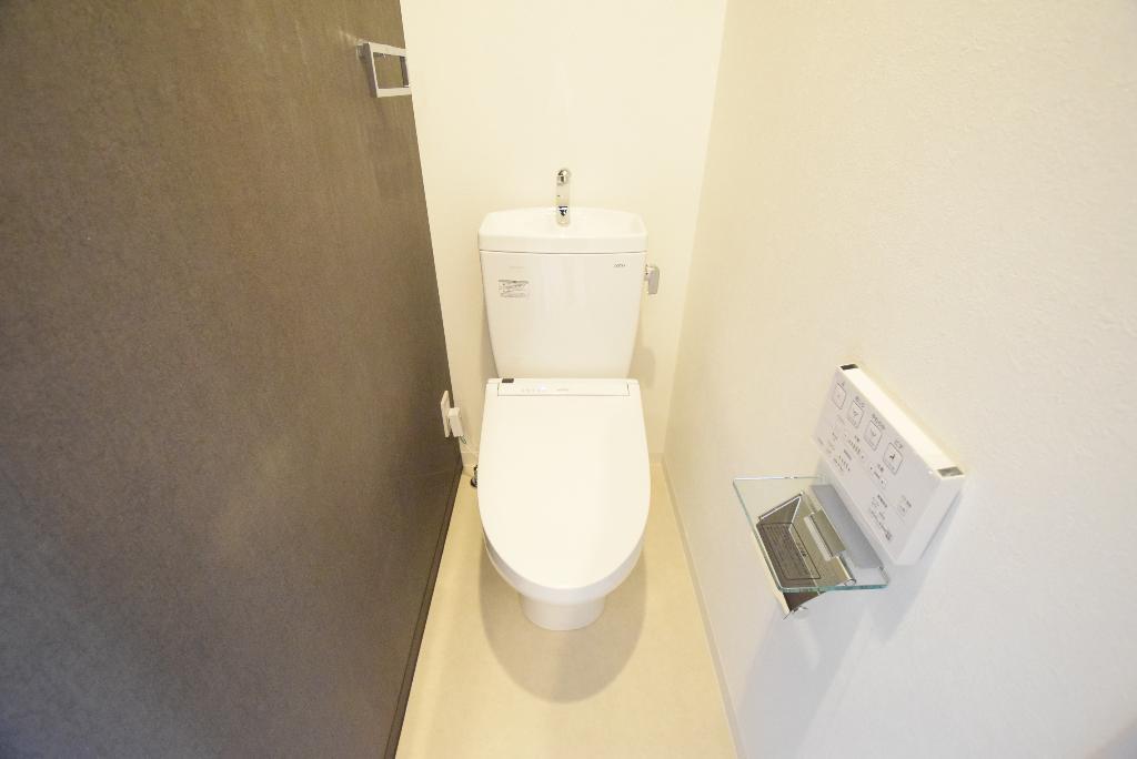 トイレ　シャワー付トイレ