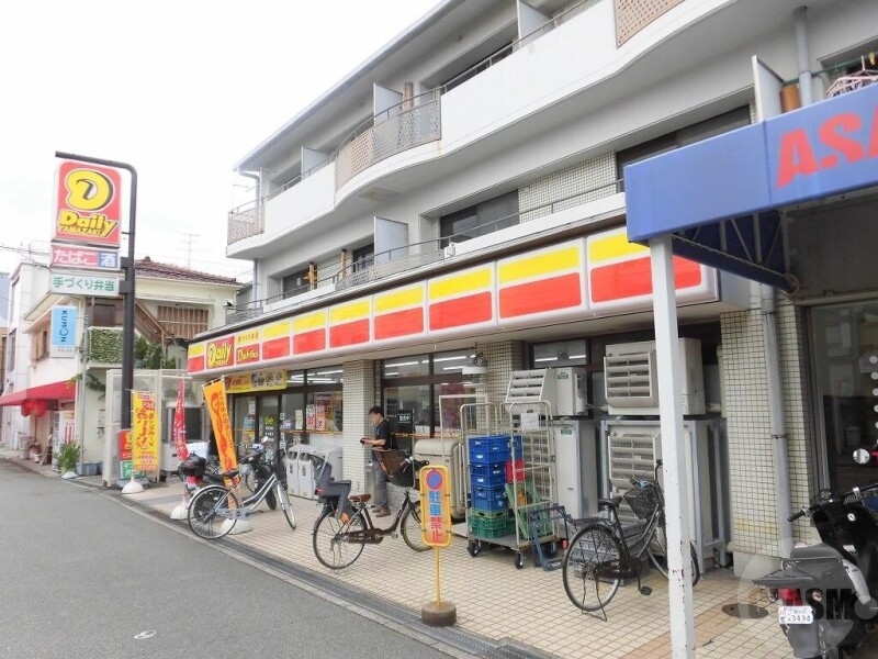 コンビニ　デイリーヤマザキ・豊中庄内店（コンビニ）まで85m