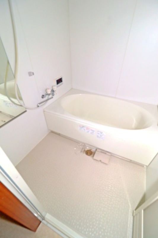 バス・シャワールーム　図面と現状に相違がある場合には現状を優先．．．