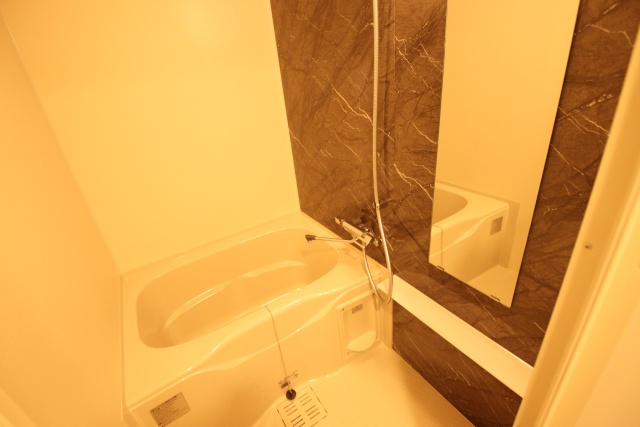 バス・シャワールーム　※別室の参考写真の為、現況優先です。