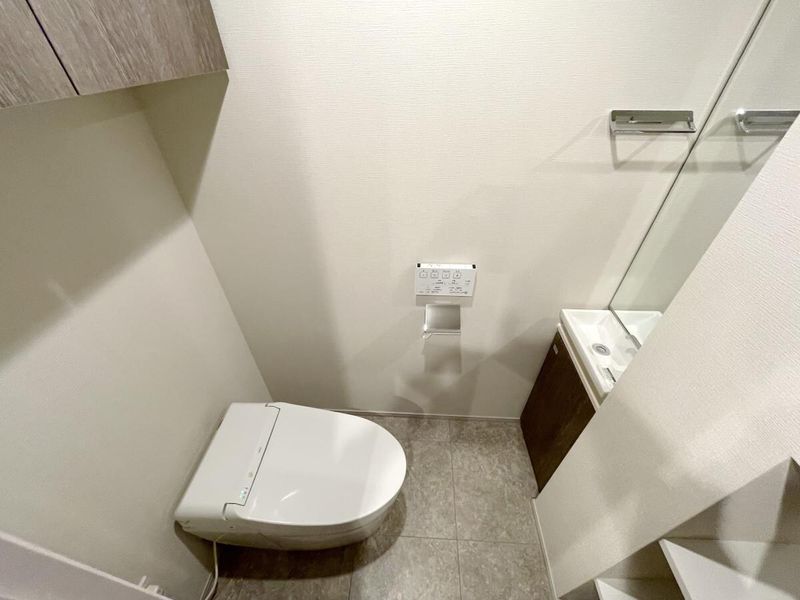 トイレ　※別部屋参考写真