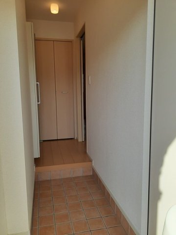 玄関　シンプルで使いやすい玄関です