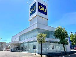 ショッピングセンター　ジーユー燕三条店（ショッピングセンター）まで312m