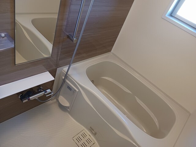 バス・シャワールーム　バス