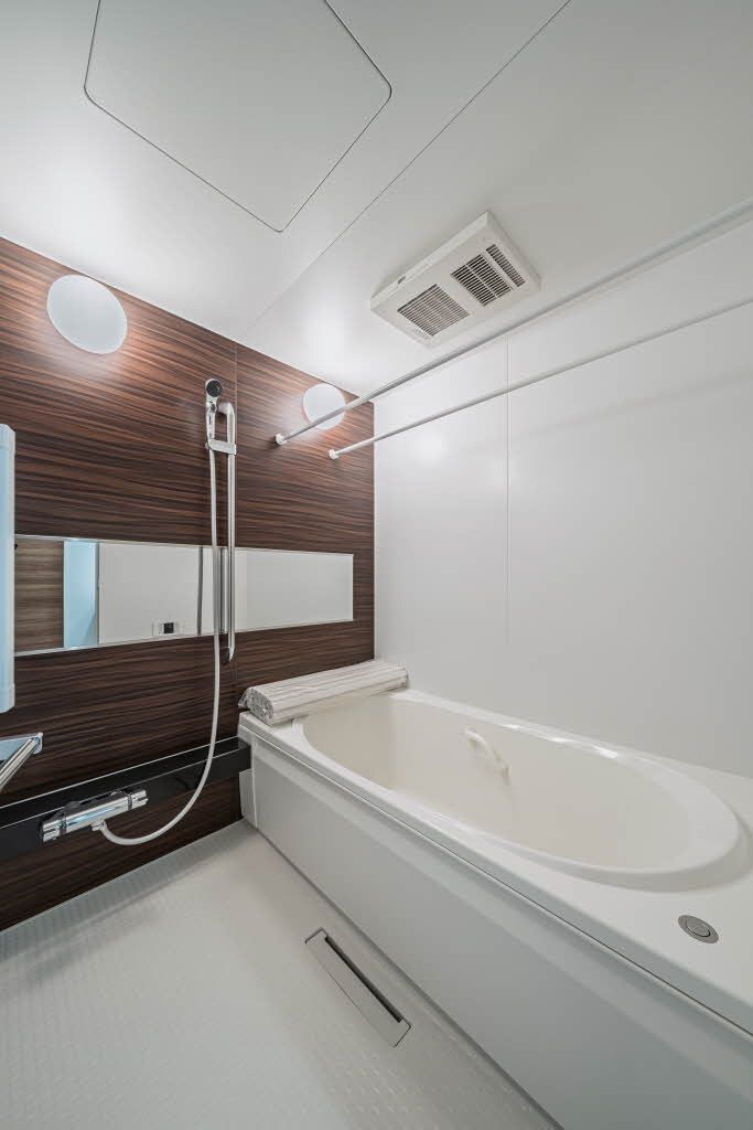 バス・シャワールーム　バスルーム