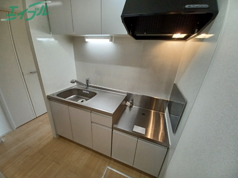 キッチン　同型タイプ画像