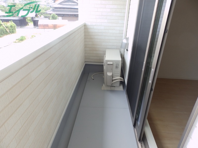 バルコニー　同型タイプ画像