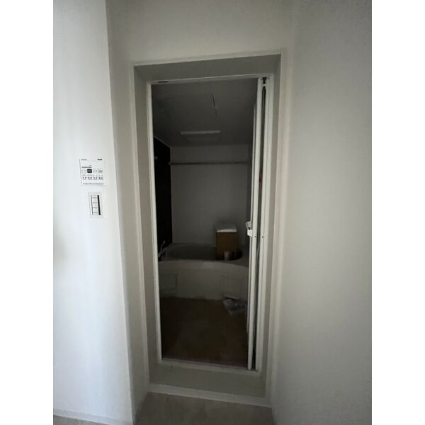 バス・シャワールーム　施工中