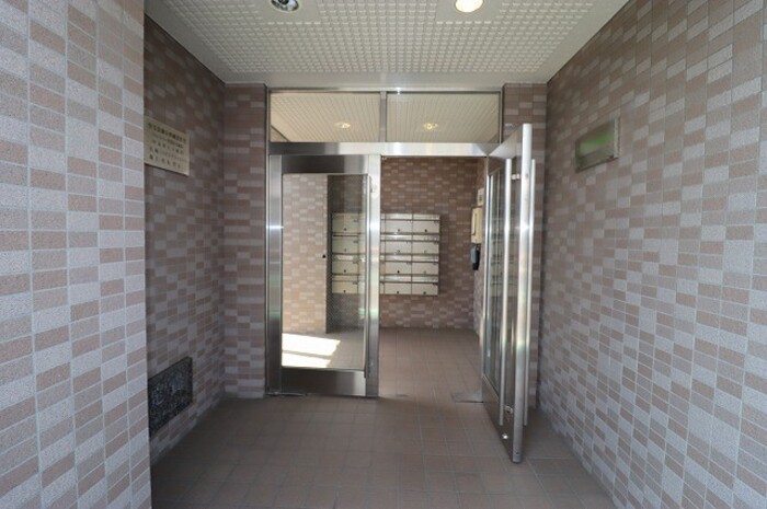 エントランス　エントランス