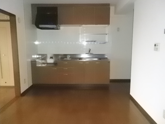 キッチン　ダイニングキッチン