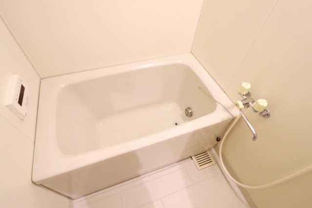 バス・シャワールーム　追い焚き付き