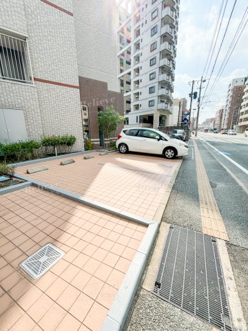 駐車場　駐車スペースもあります☆