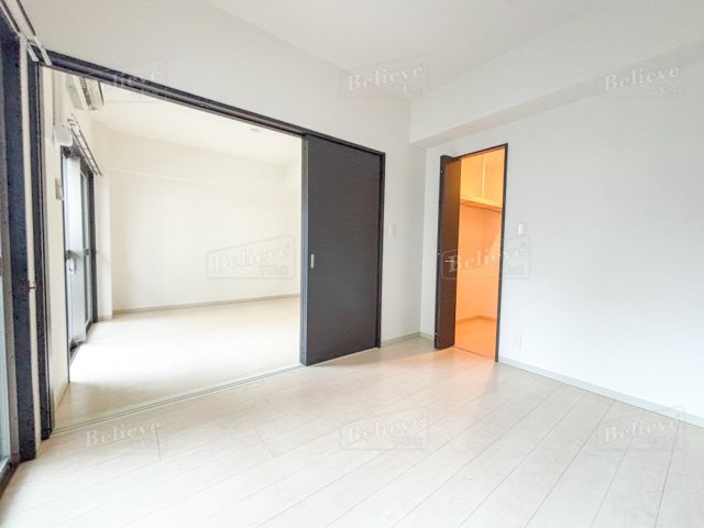 その他部屋・スペース　風通しも良い寝室です☆