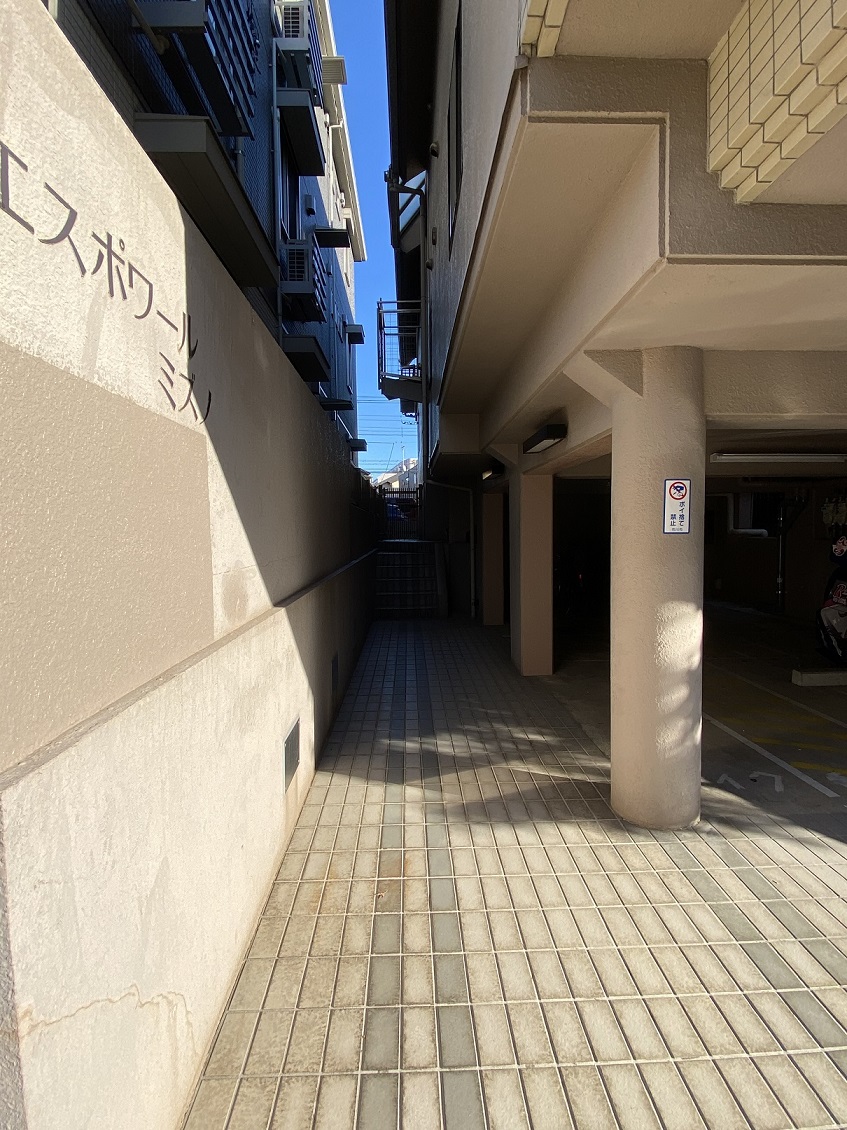 エントランス　エントランス入口