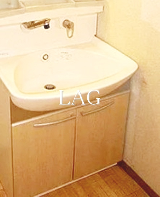 洗面設備　洗面台です。