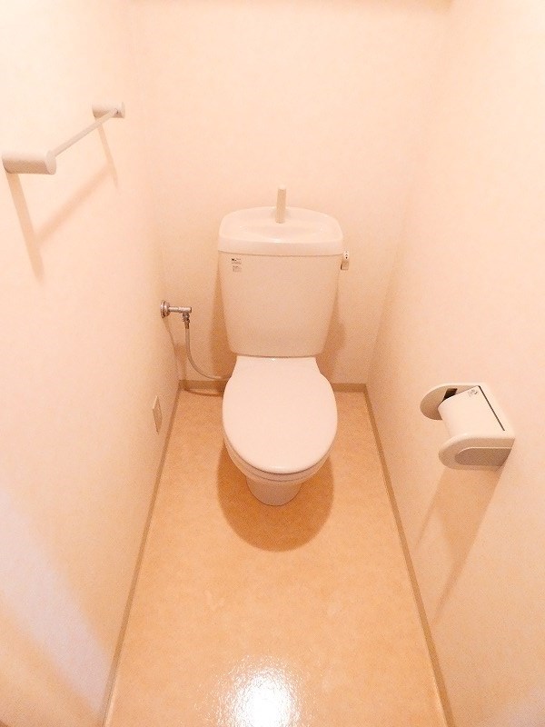 トイレ　別号室写真使用