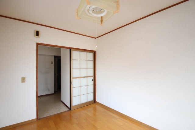 居室・リビング　別室の参考写真です。※現況優先