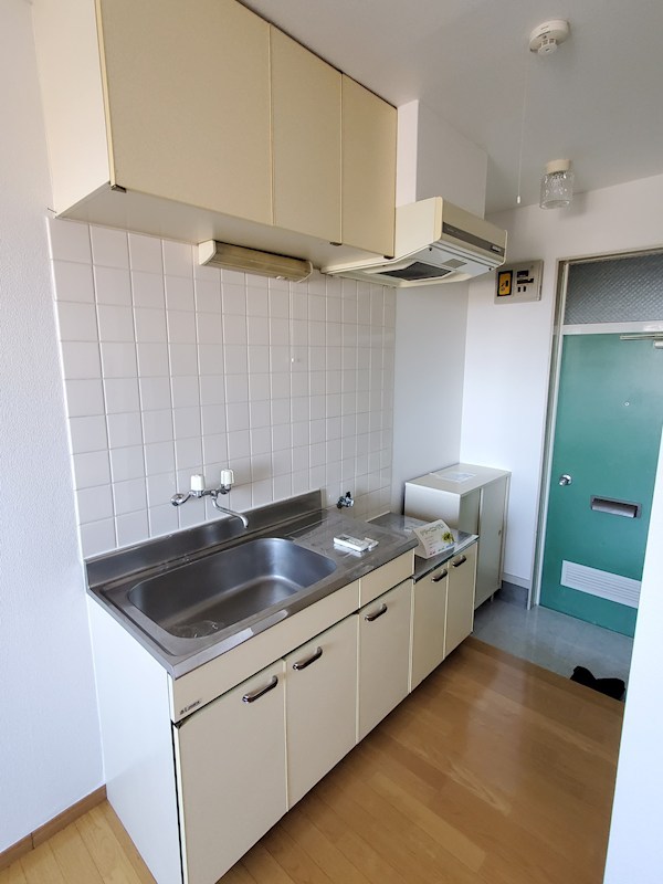 キッチン　反転間取参照