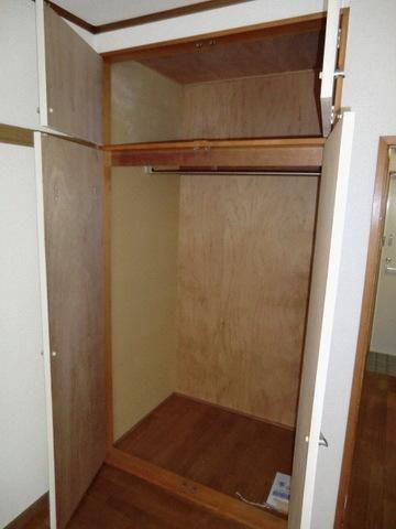 収納　奥行きのある収納