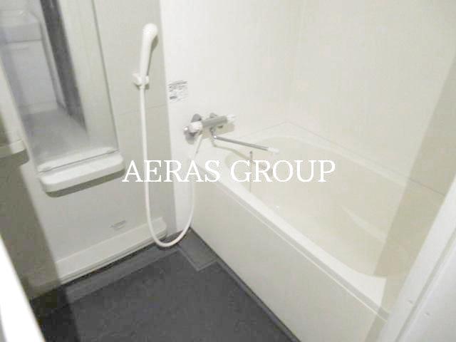 バス・シャワールーム　浴槽