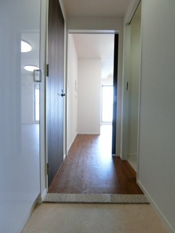 玄関　詳細は、RISUMO江坂本店→06-6155-7137まで♪