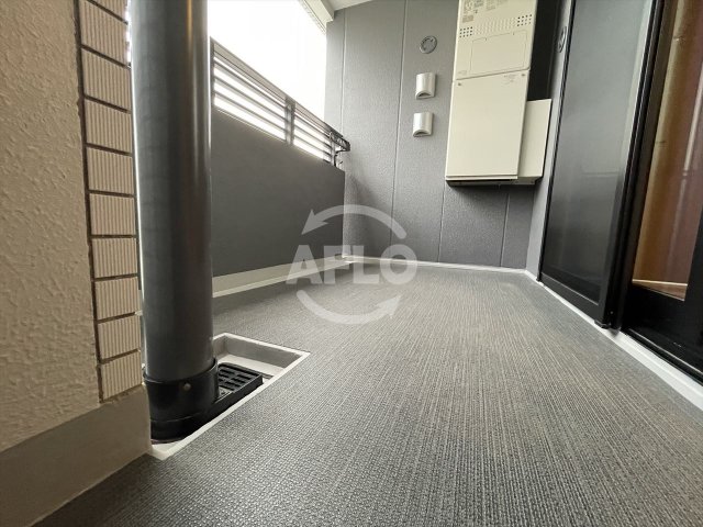 バルコニー　ローレルタワー御堂筋本町　バルコニー