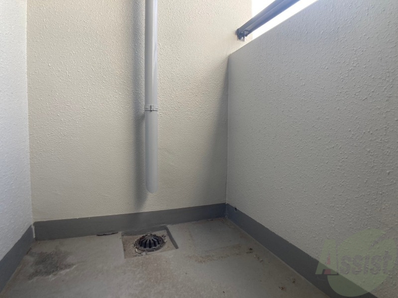 バルコニー　バルコニーです。洗濯物を干したり一息ついたりできますね！