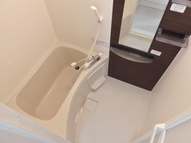 バス・シャワールーム　同じ施工の参考画像です。