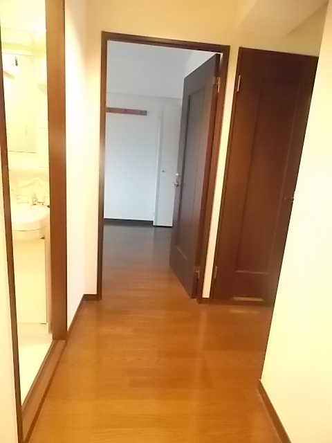 玄関　ゆったりとした玄関です