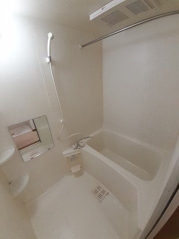 バス・シャワールーム　お風呂です