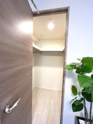 収納　202号室の写真になります※床・建具等の色はフロアによって異