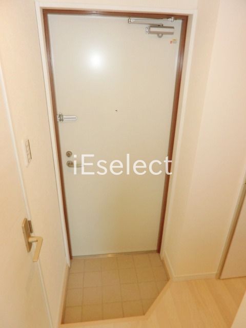 玄関　シューズボックス付きの玄関です