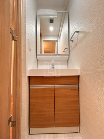 洗面設備　Metrosa谷町六丁目North　独立洗面化粧台