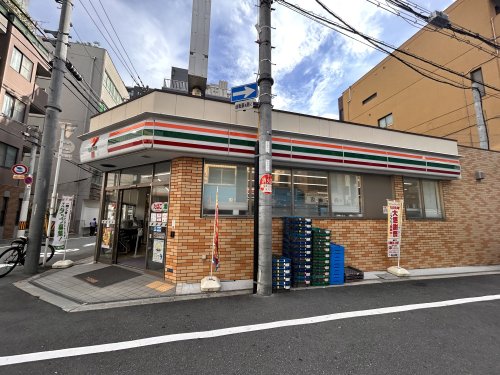 コンビニ　セブンイレブン（コンビニ）まで50m