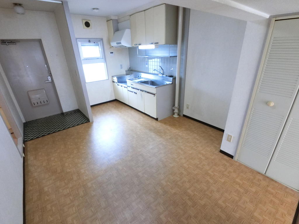 居室・リビング　現在リフォーム中♪交換予定♪