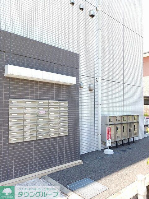 エントランス　★お部屋探しは株式会社タウンハウジング東京まで★