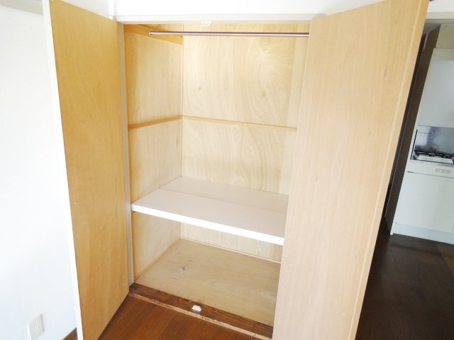 収納　同物件別号室