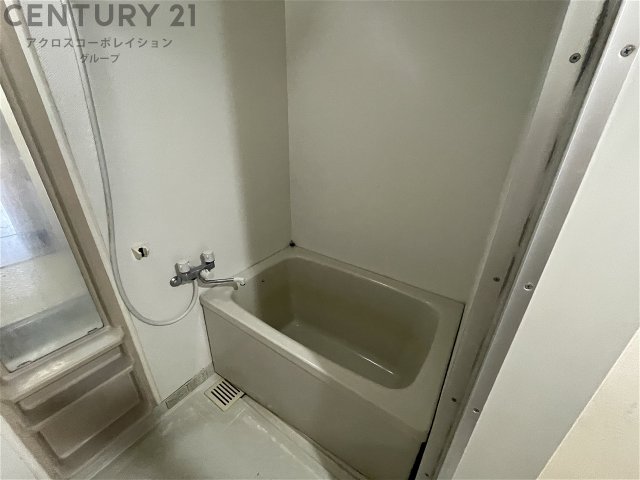 バス・シャワールーム　シンプルで機能的なユニットバスです！