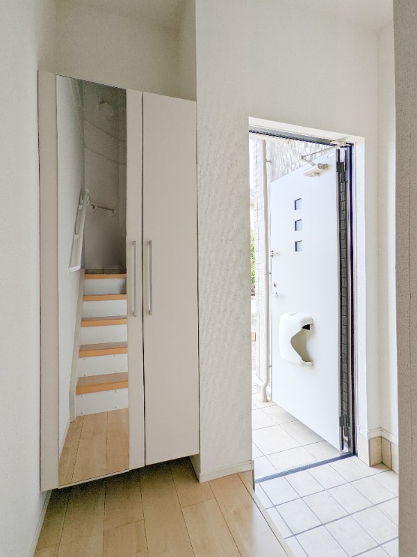 玄関　図面と現状に相違がある場合には現状を優先