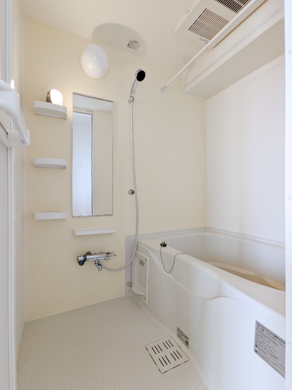 バス・シャワールーム　図面と現状に相違がある場合には現状を優先