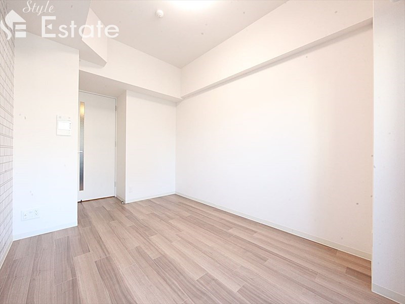 居室・リビング　内装