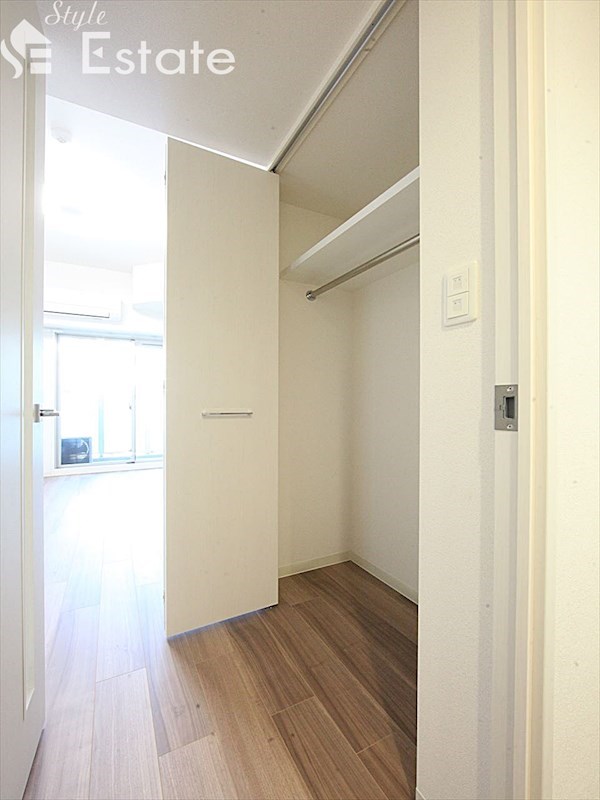 収納　クローゼット