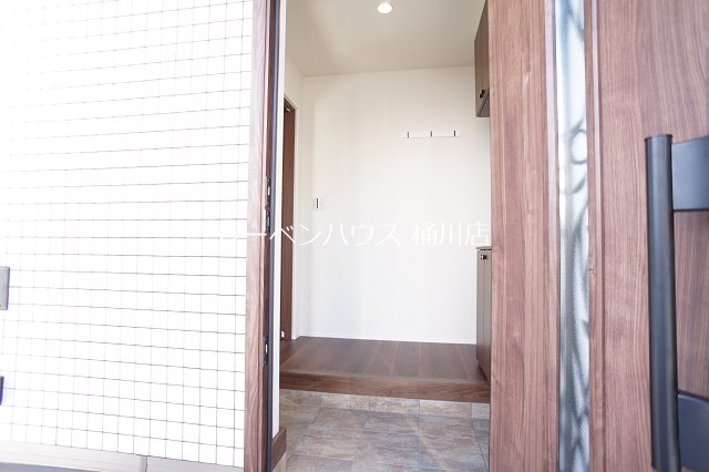 玄関　参考別部屋写真