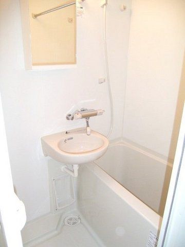 バス・シャワールーム　NULL