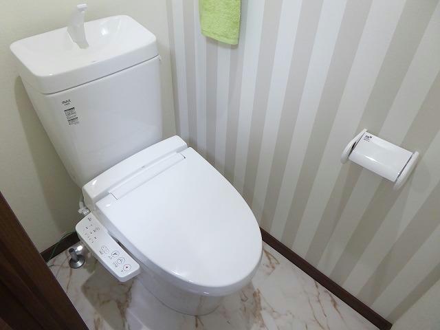 トイレ　同型モデル