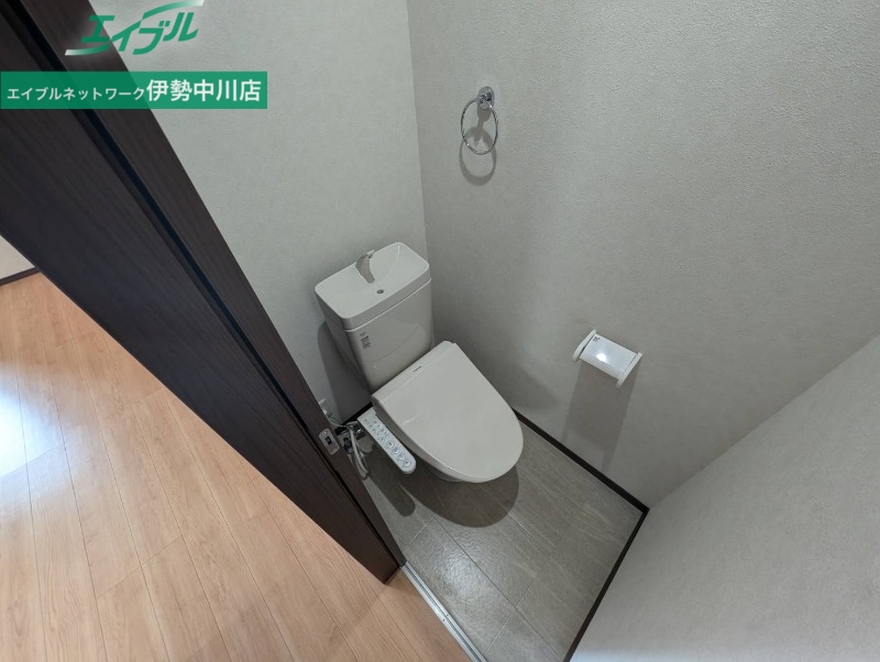 トイレ　同物件別室画像