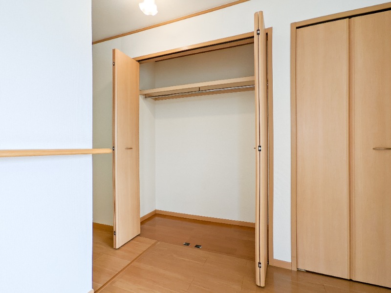 収納　図面と現状に相違がある場合には現状を優先