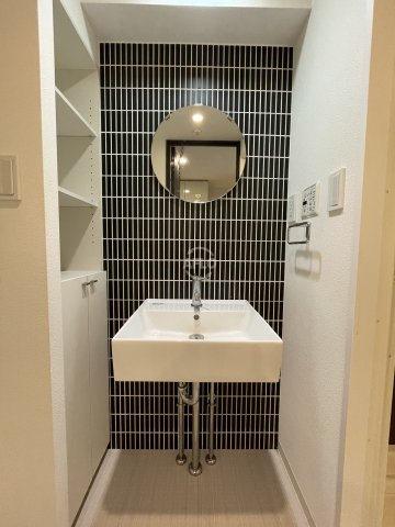 洗面設備　ミヤレジデンス西天満　洗面所