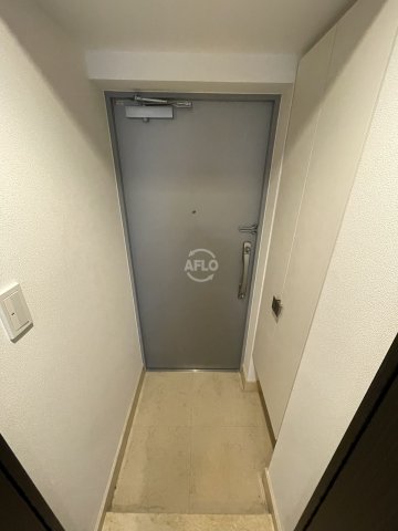 玄関　ミヤレジデンス西天満　玄関